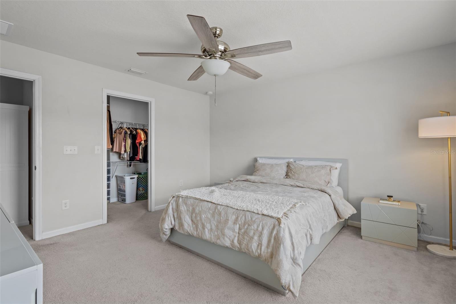 Image 17 of 44 For 15416 Caravan Avenue