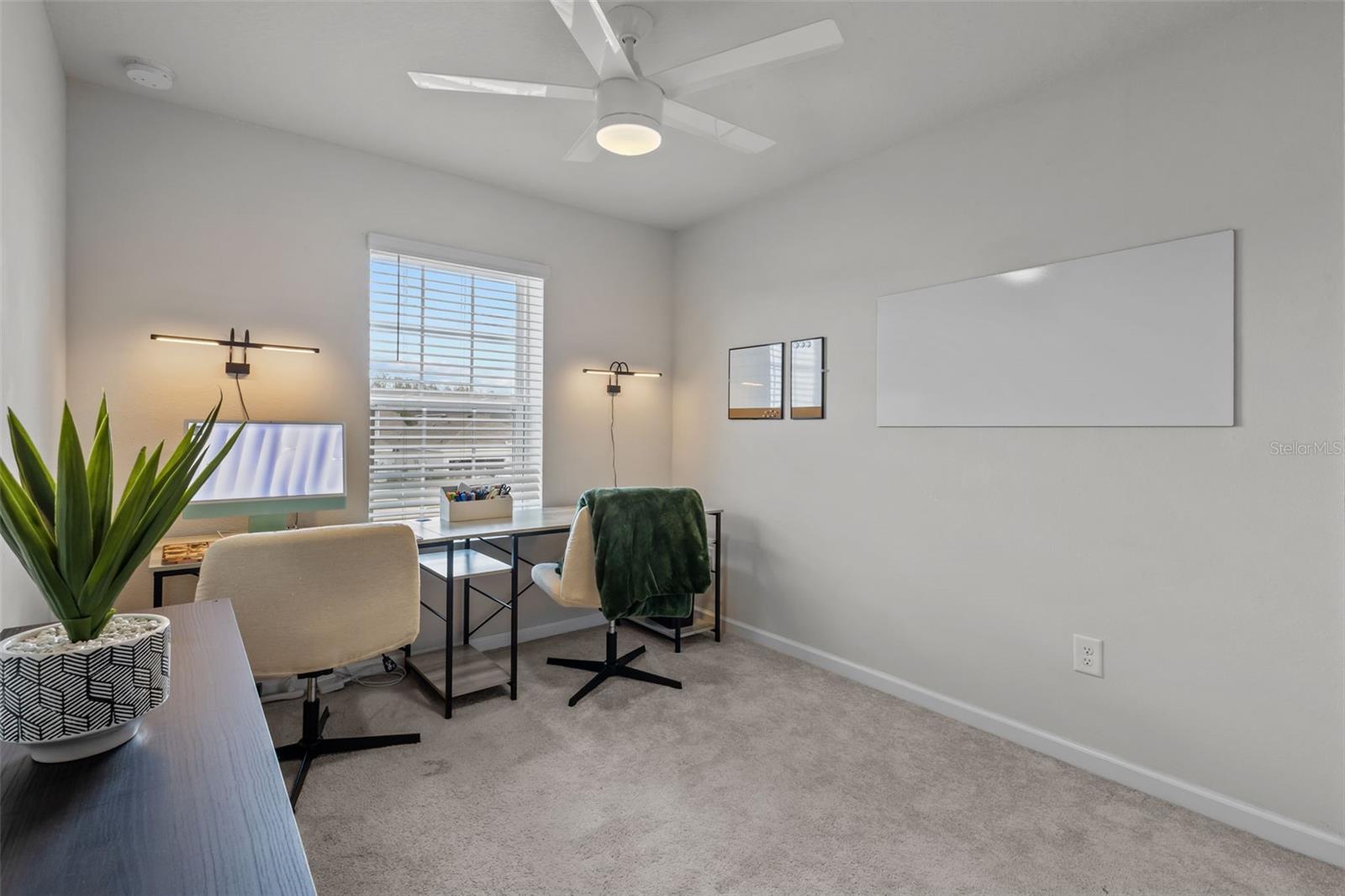 Image 21 of 44 For 15416 Caravan Avenue