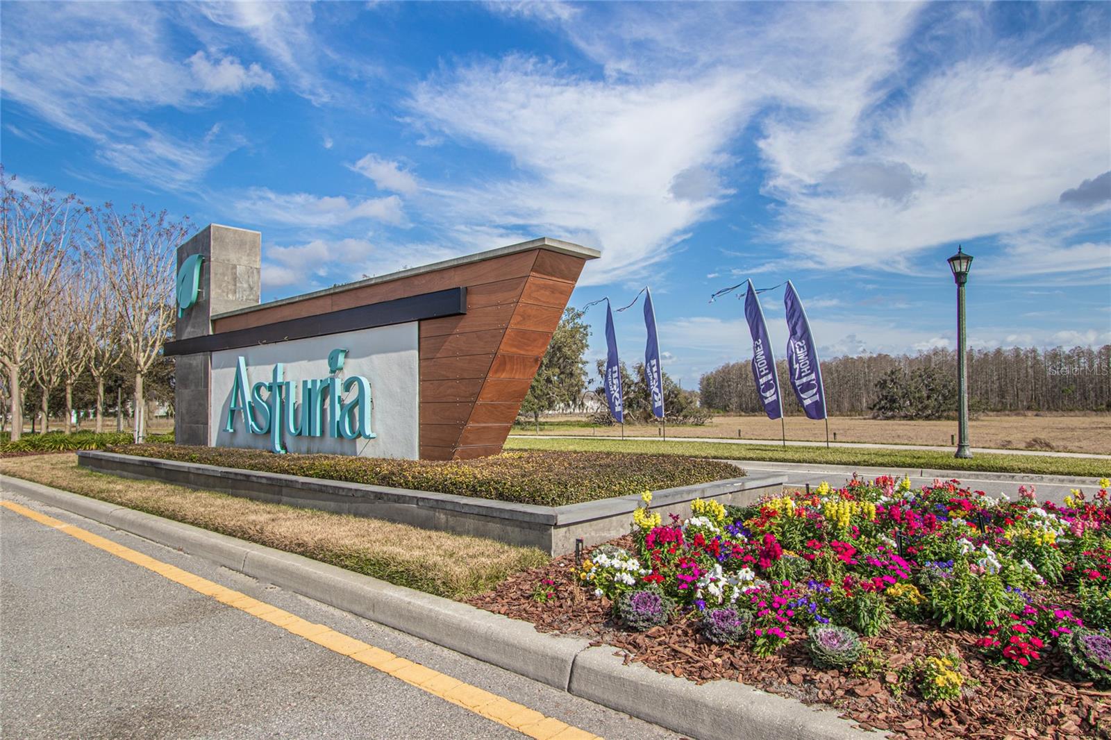 Image 32 of 44 For 15416 Caravan Avenue