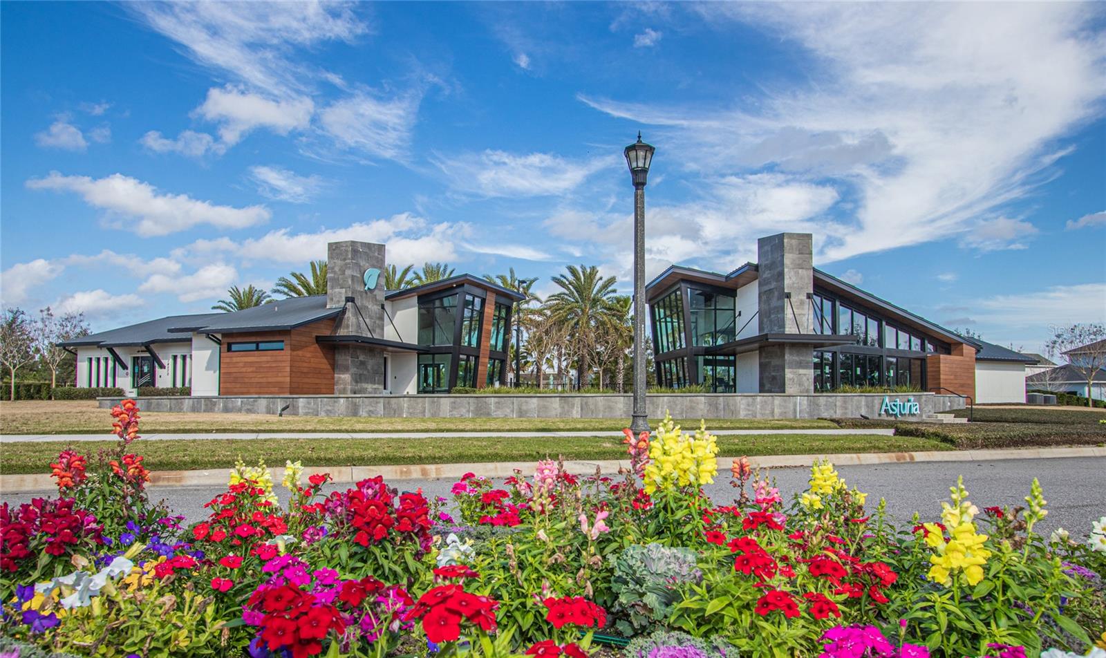 Image 33 of 44 For 15416 Caravan Avenue