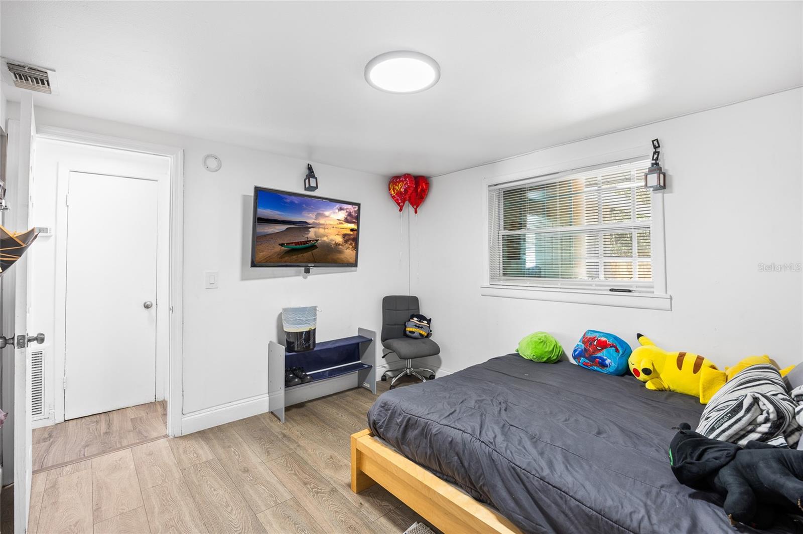 Image 17 of 24 For 1015-1017 58th Avenue Drive E