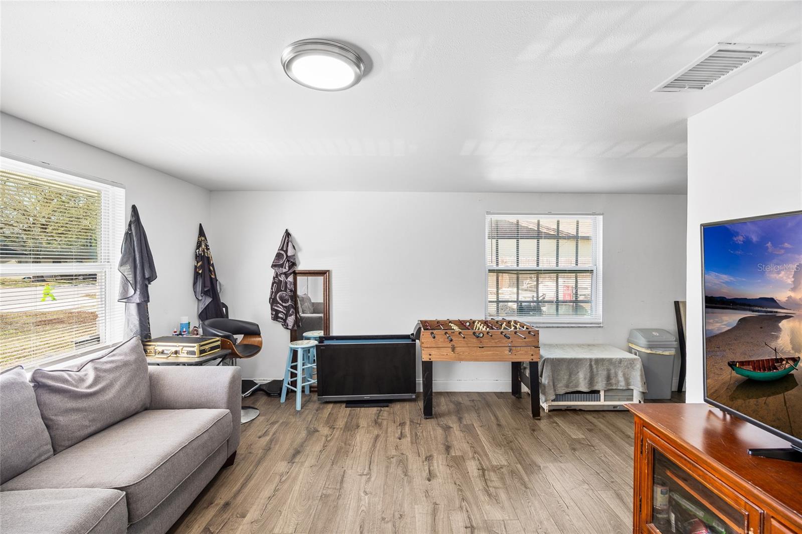 Image 5 of 24 For 1015-1017 58th Avenue Drive E