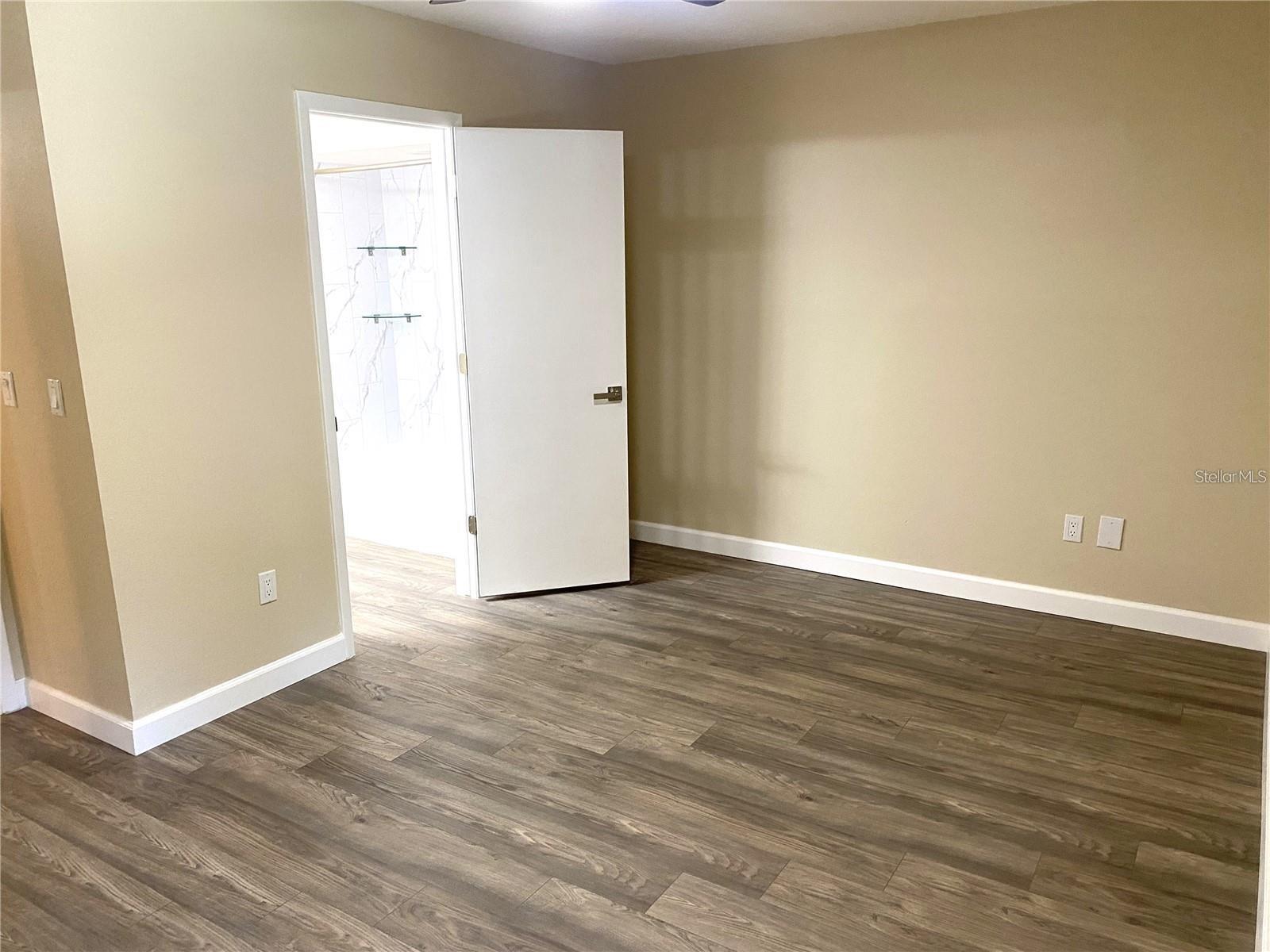 Image 6 of 24 For 11241 Cedar Hollow Lane