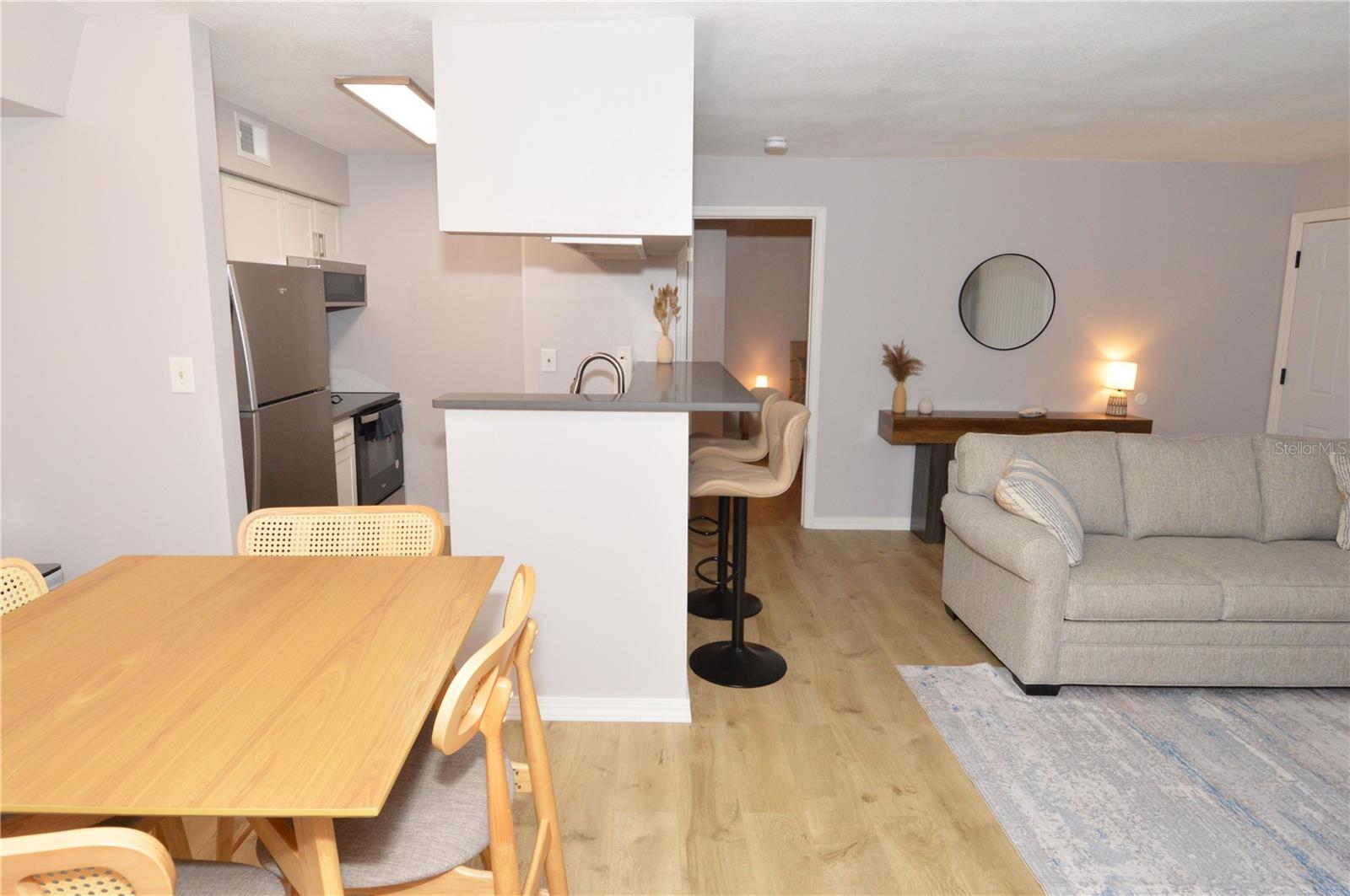 Image 10 of 100 For 8653 Fancy Finch Drive 104(furnis