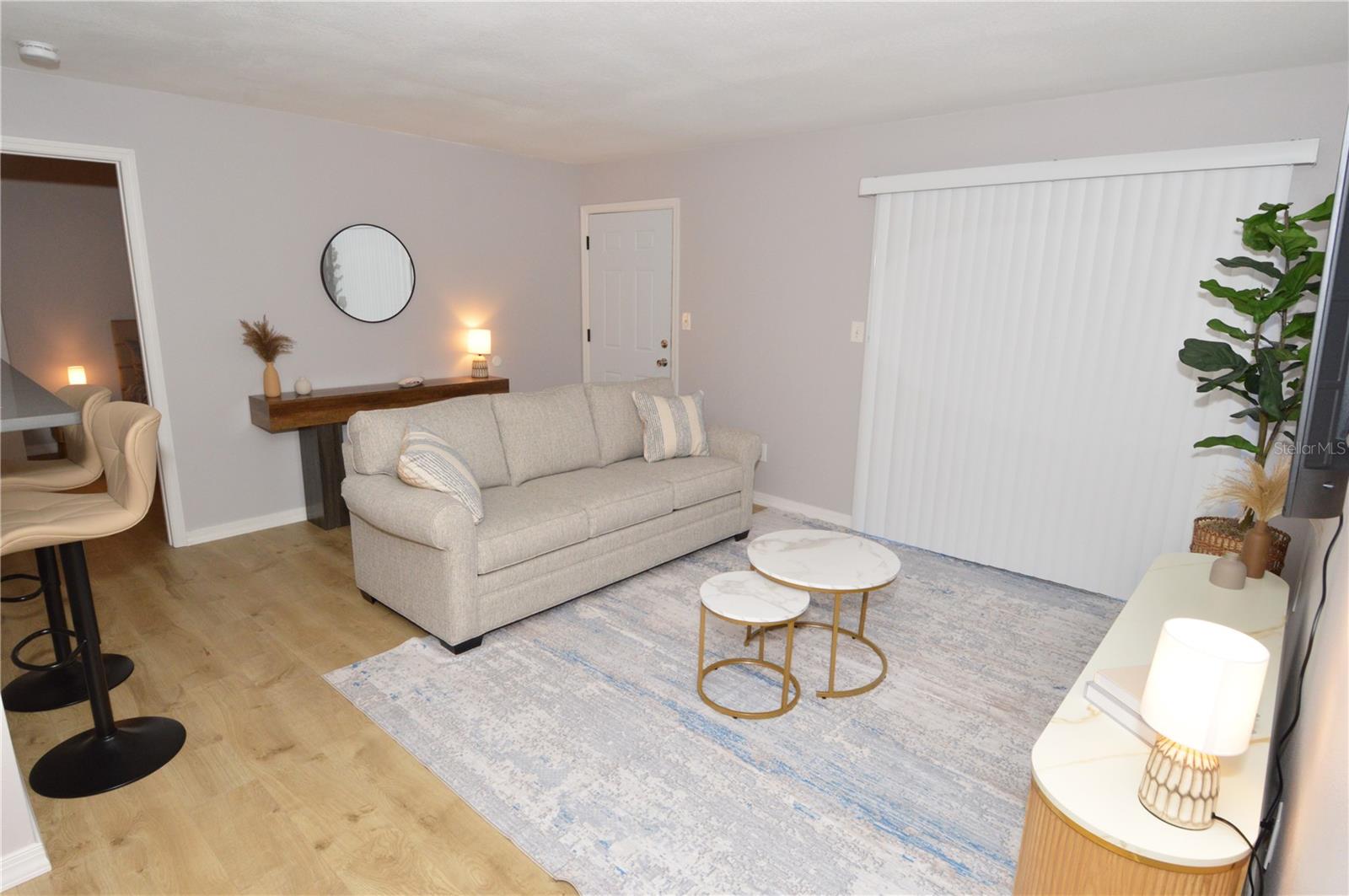 Image 19 of 100 For 8653 Fancy Finch Drive 104(furnis