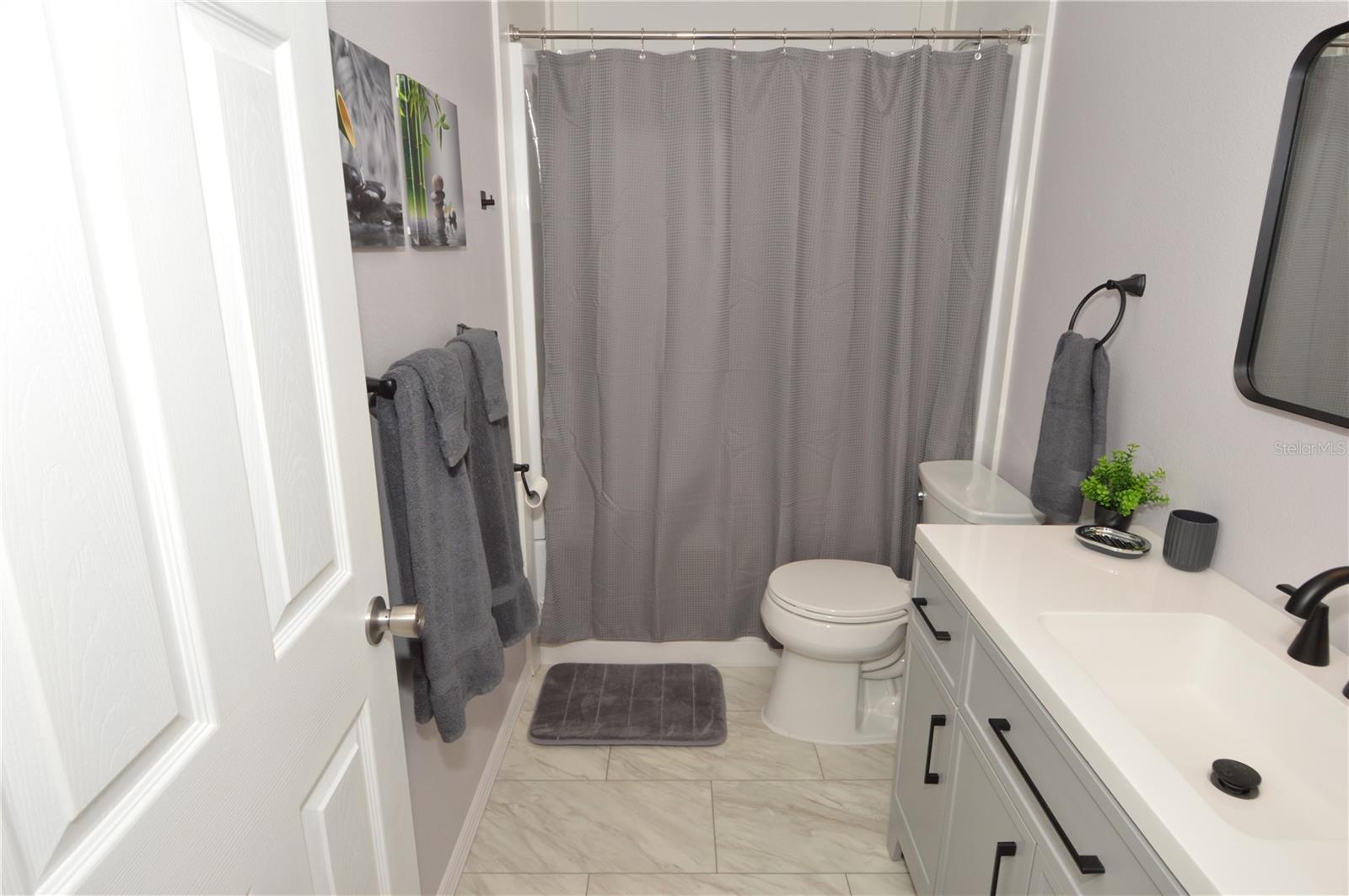 Image 28 of 100 For 8653 Fancy Finch Drive 104(furnis