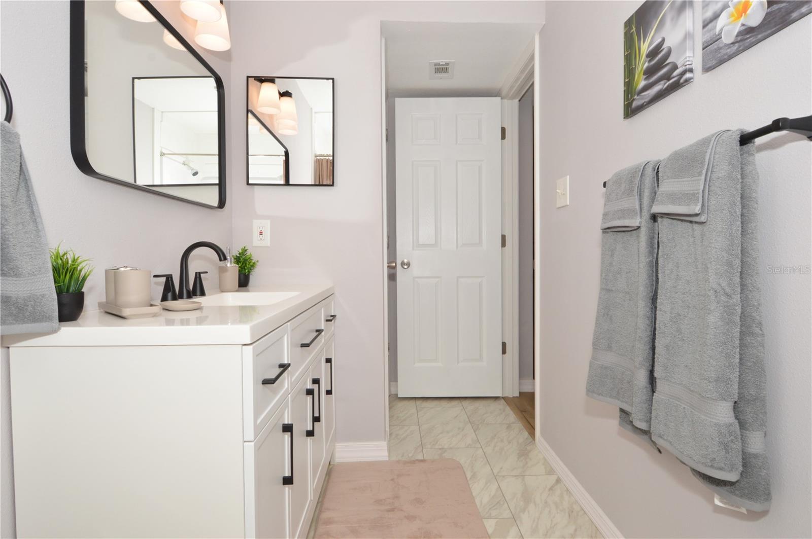 Image 41 of 100 For 8653 Fancy Finch Drive 104(furnis