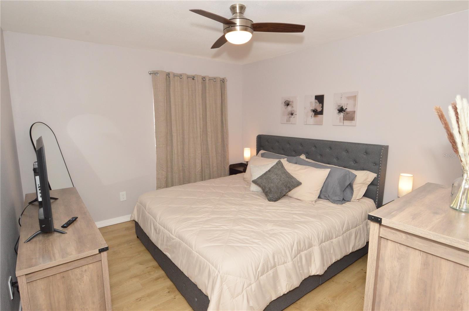 Image 42 of 100 For 8653 Fancy Finch Drive 104(furnis