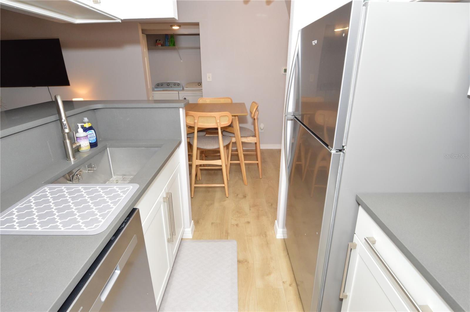 Image 8 of 100 For 8653 Fancy Finch Drive 104(furnis