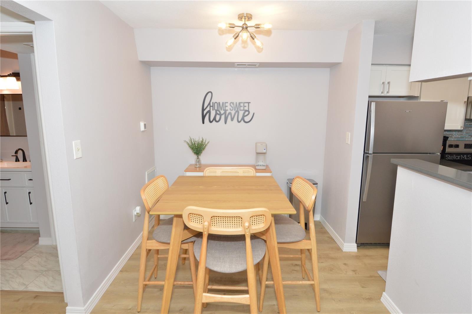 Image 9 of 100 For 8653 Fancy Finch Drive 104(furnis