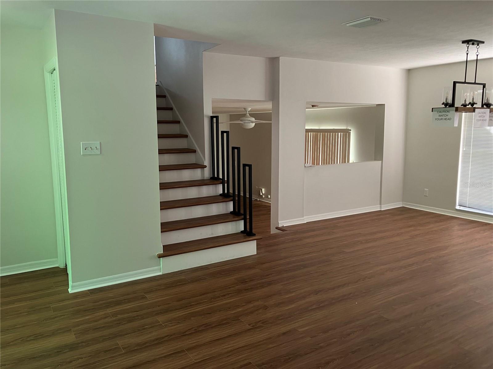 Image 3 of 15 For 514 Crestover Drive