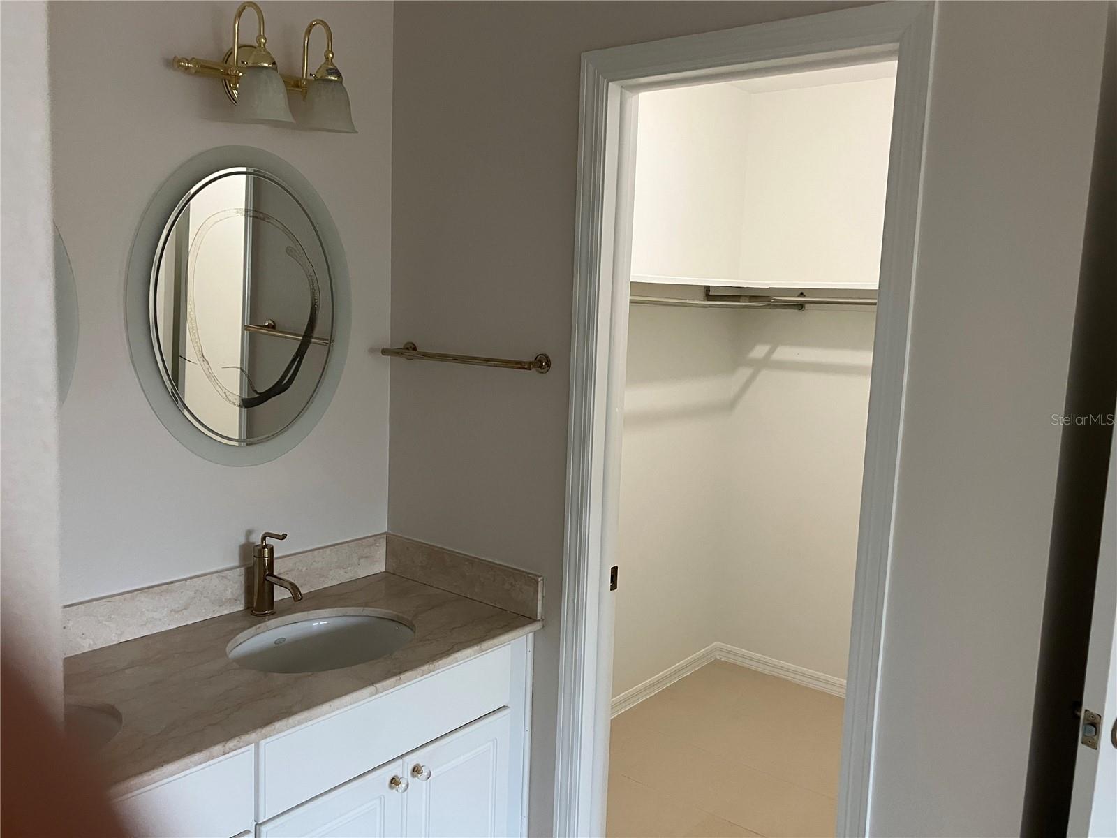 Image 9 of 15 For 514 Crestover Drive