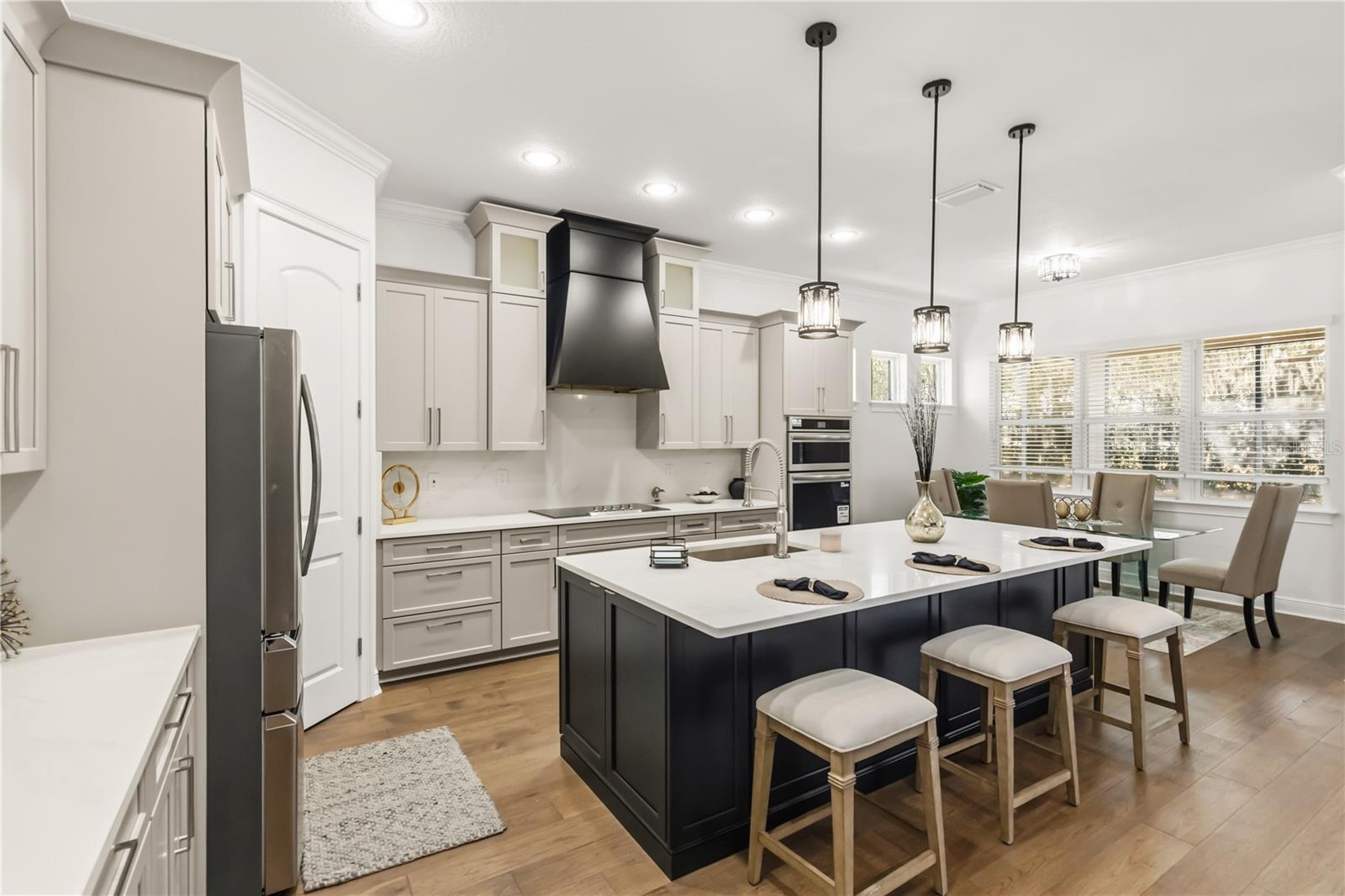 Listing photo id 11 for 32834 Estate Garden Drive