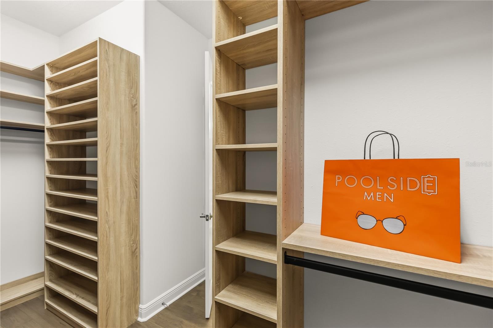 Listing photo id 19 for 32834 Estate Garden Drive