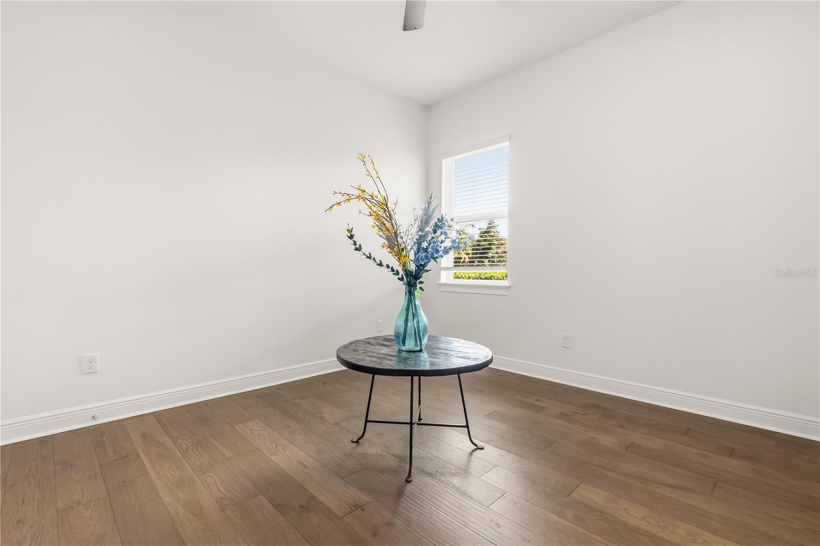 Listing photo id 20 for 32834 Estate Garden Drive