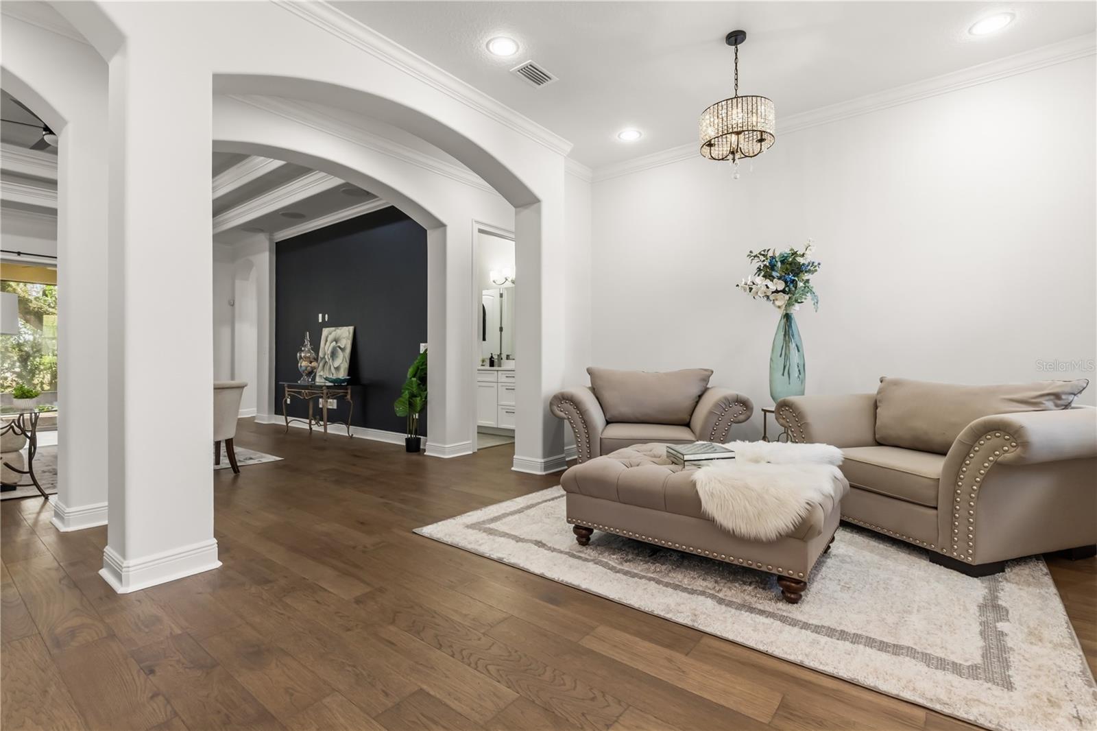 Listing photo id 1 for 32834 Estate Garden Drive