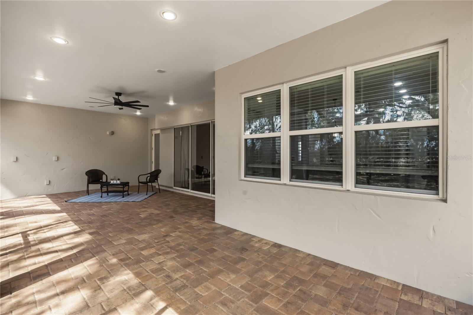 Listing photo id 37 for 32834 Estate Garden Drive