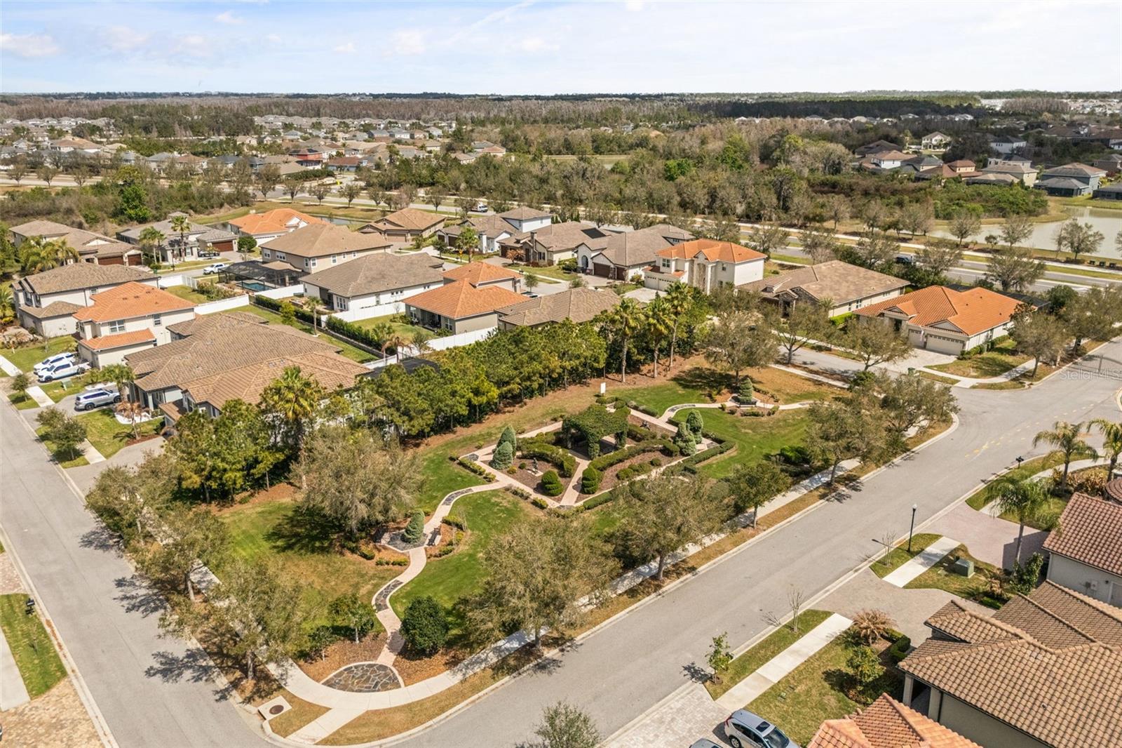 Listing photo id 44 for 32834 Estate Garden Drive