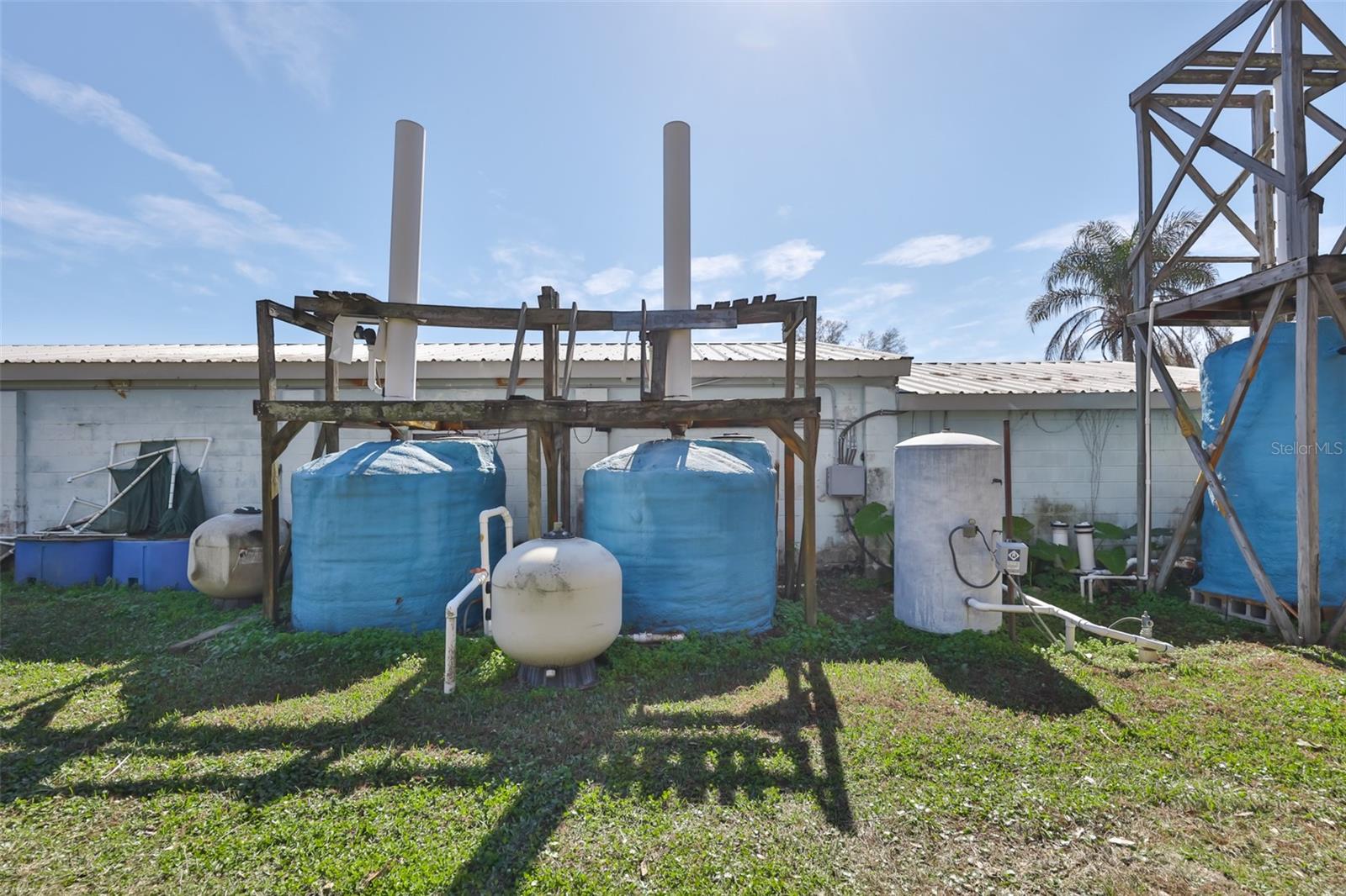 Image 10 of 100 For 20112 Hobbs Road