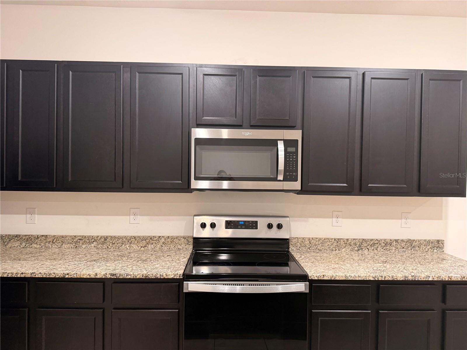 Image 7 of 31 For 2943 Beluga Bay Drive