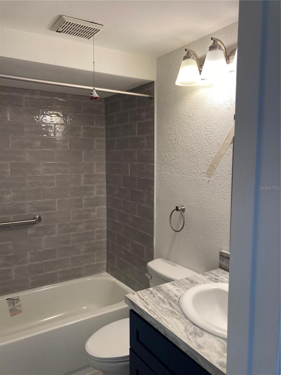 Image 11 of 17 For 3084 Sunstate  4416