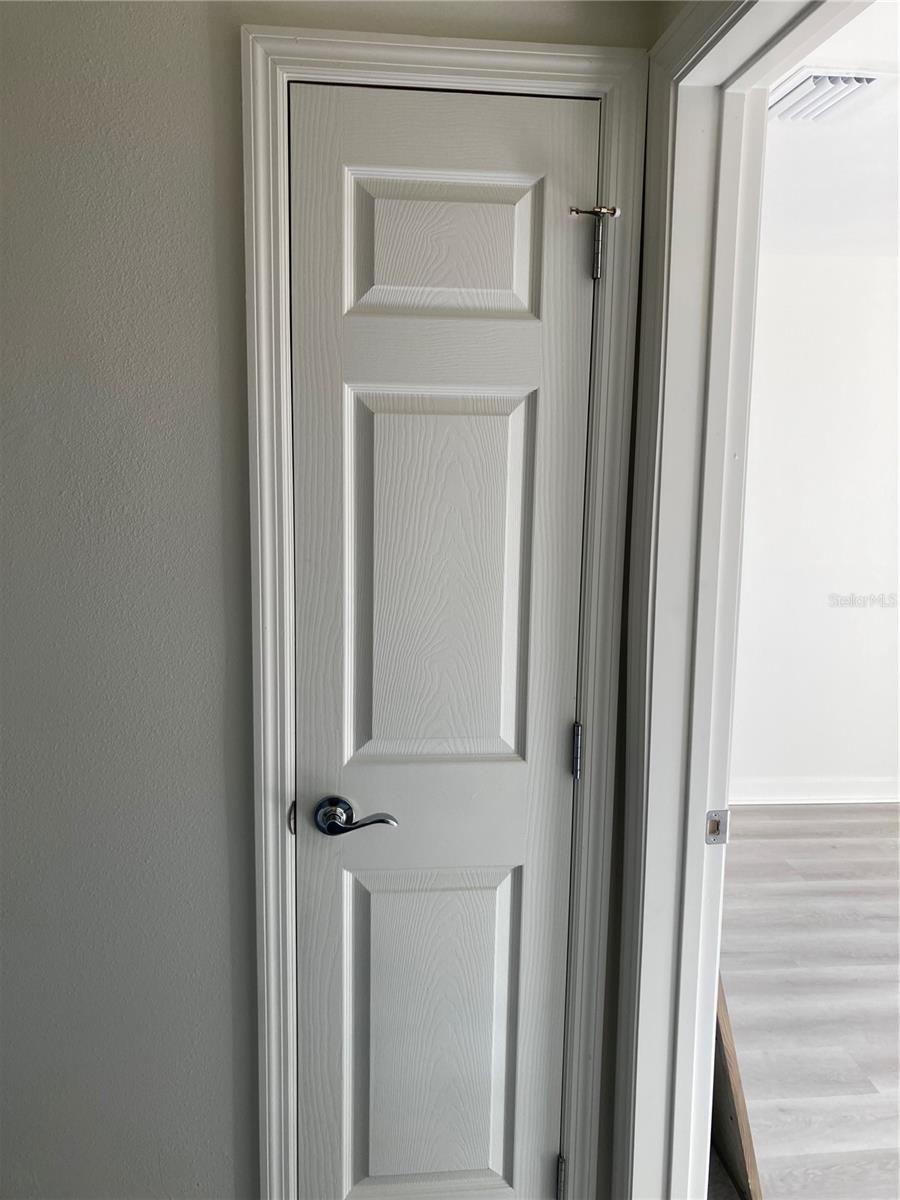 Image 7 of 17 For 3084 Sunstate  4416