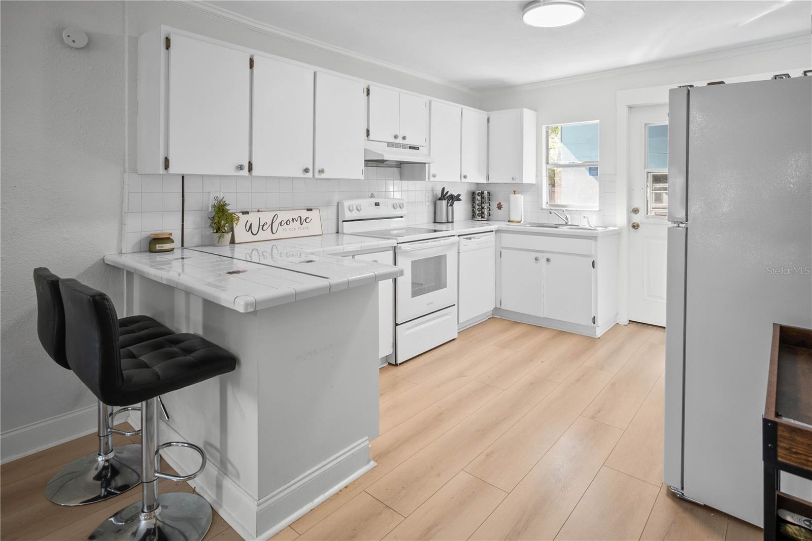 Image 7 of 21 For 6502 Branch Avenue