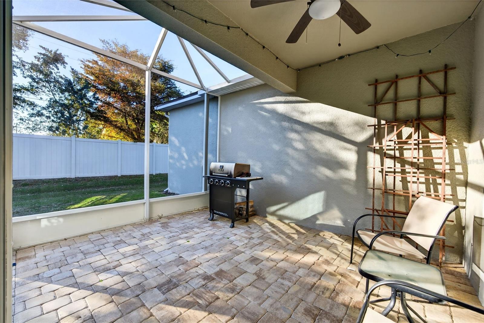 Image 28 of 66 For 5123 Flag Street