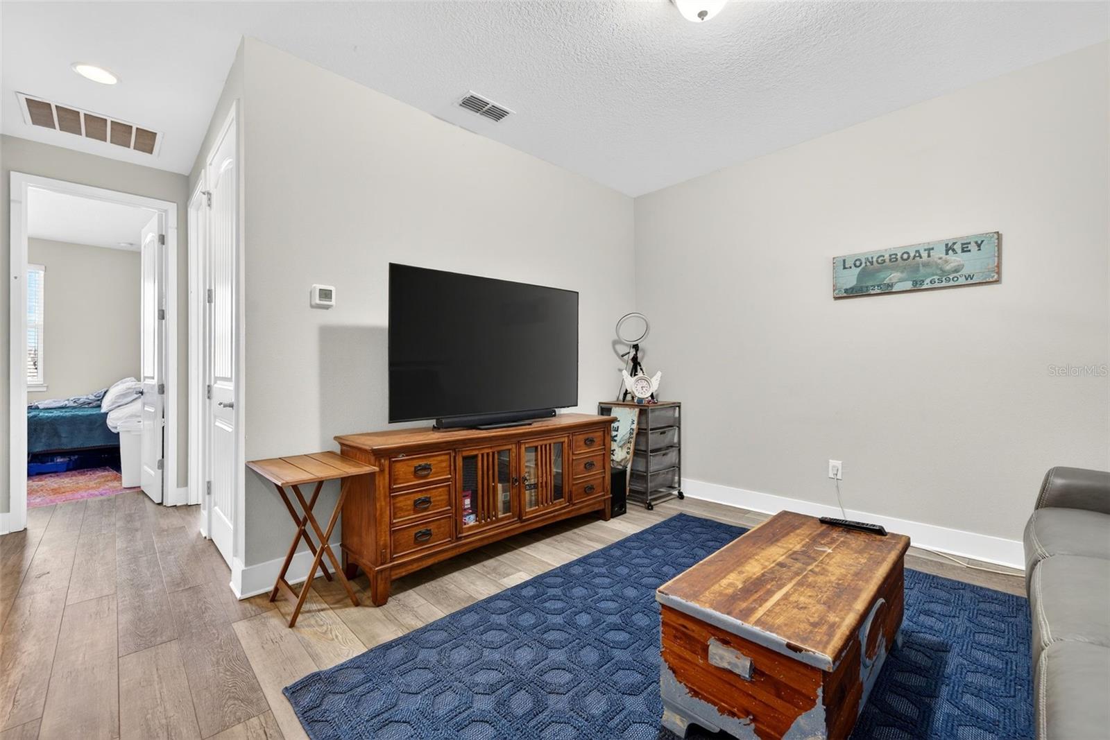 Image 34 of 66 For 5123 Flag Street