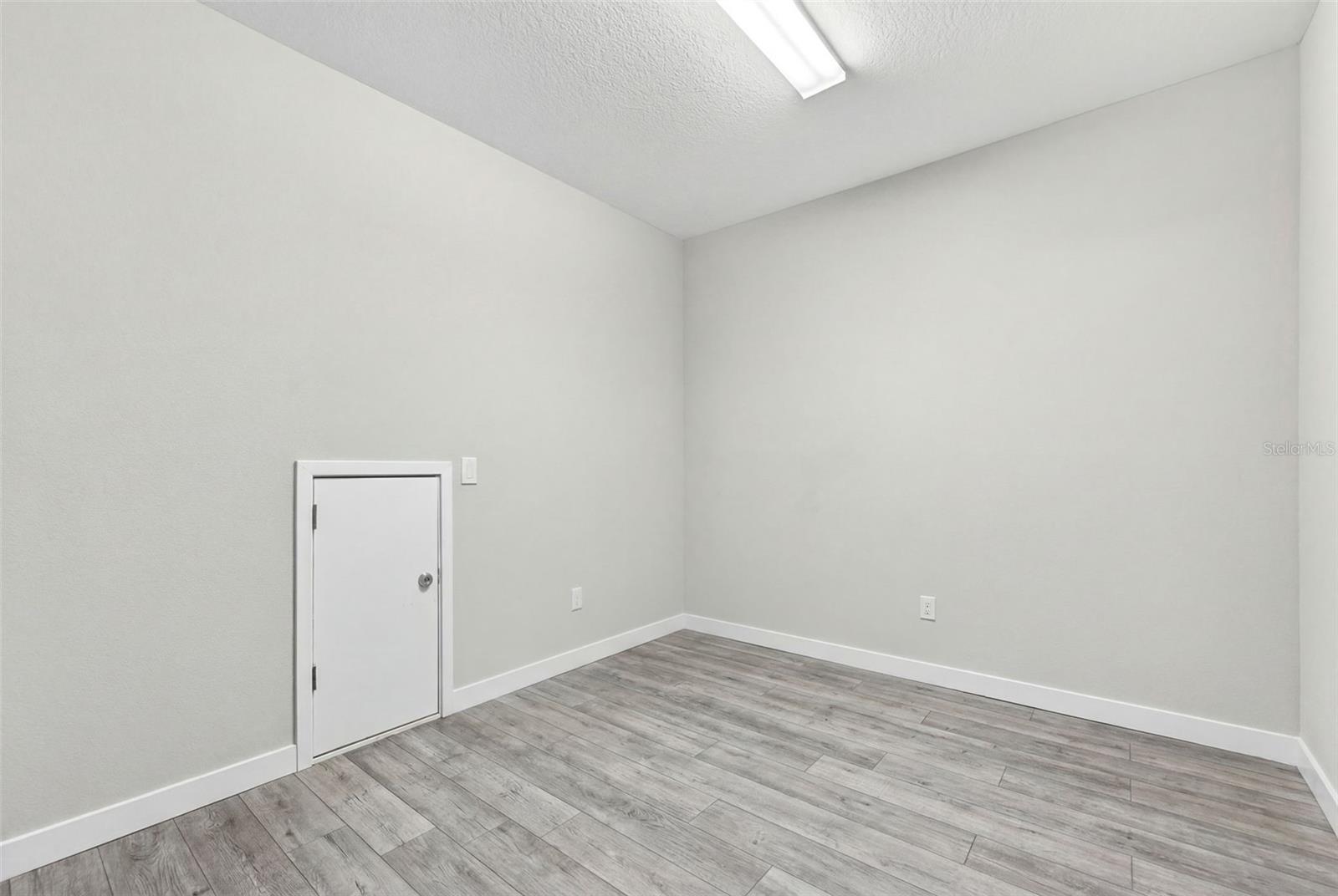 Image 41 of 66 For 5123 Flag Street