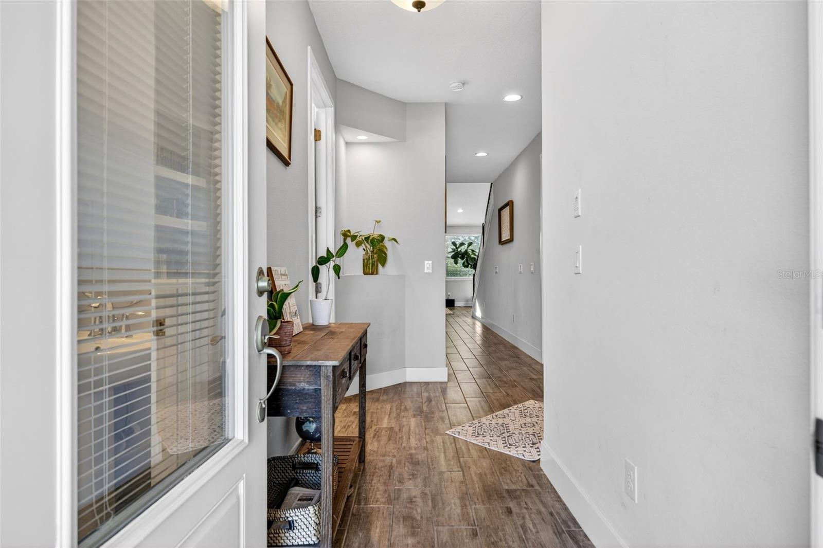 Image 5 of 66 For 5123 Flag Street