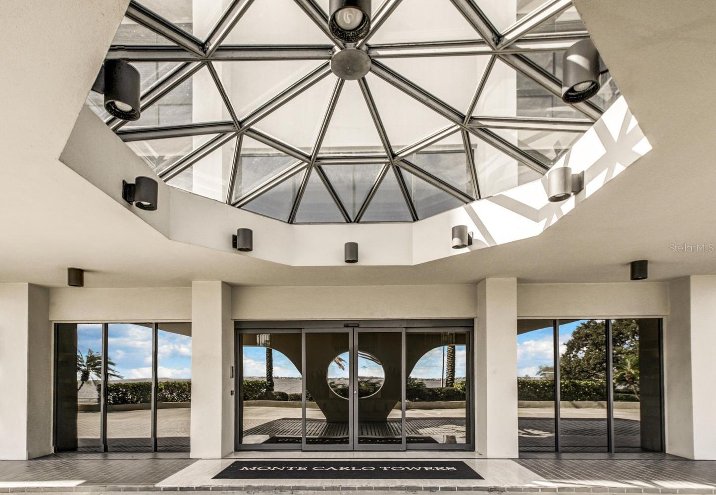 Image 4 of 21 For 3301 Bayshore Boulevard 505c