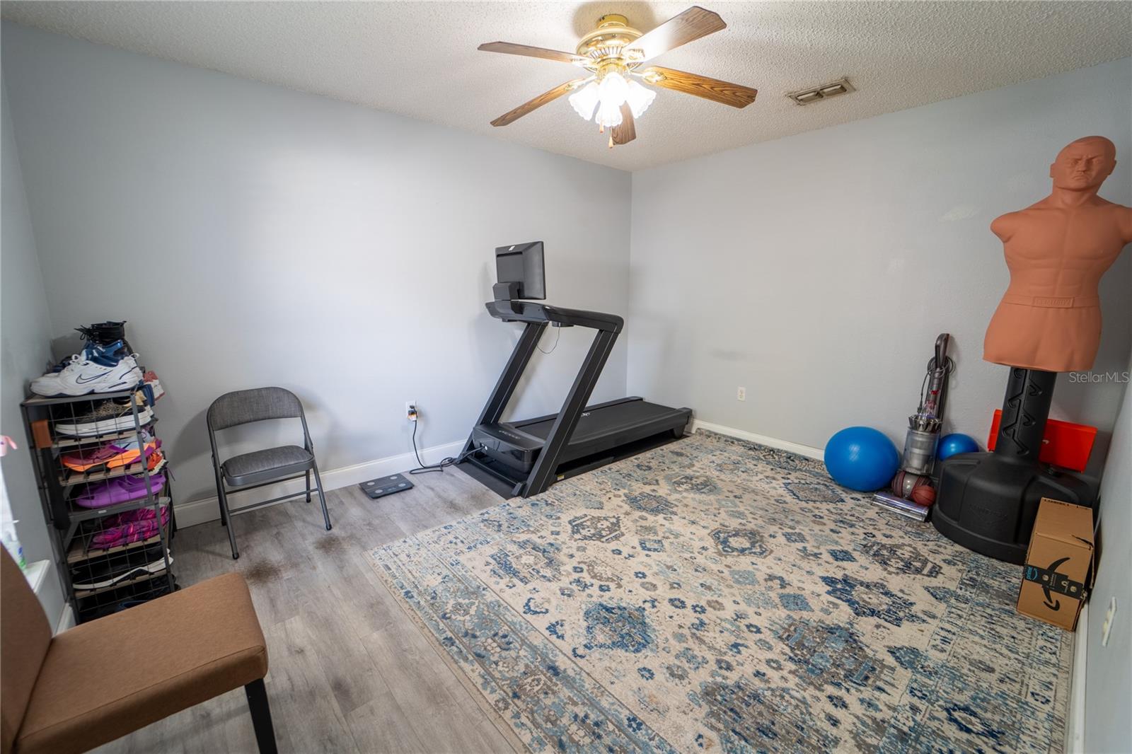 Image 15 of 34 For 10529 Maronda Drive