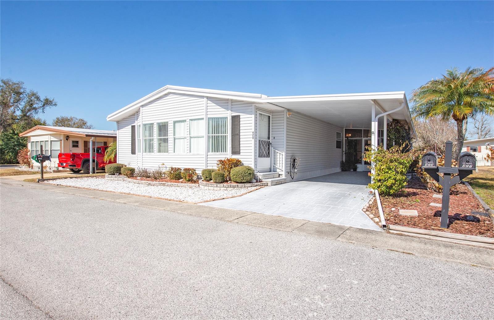 Details for 428 Pelican Drive S, OLDSMAR, FL 34677