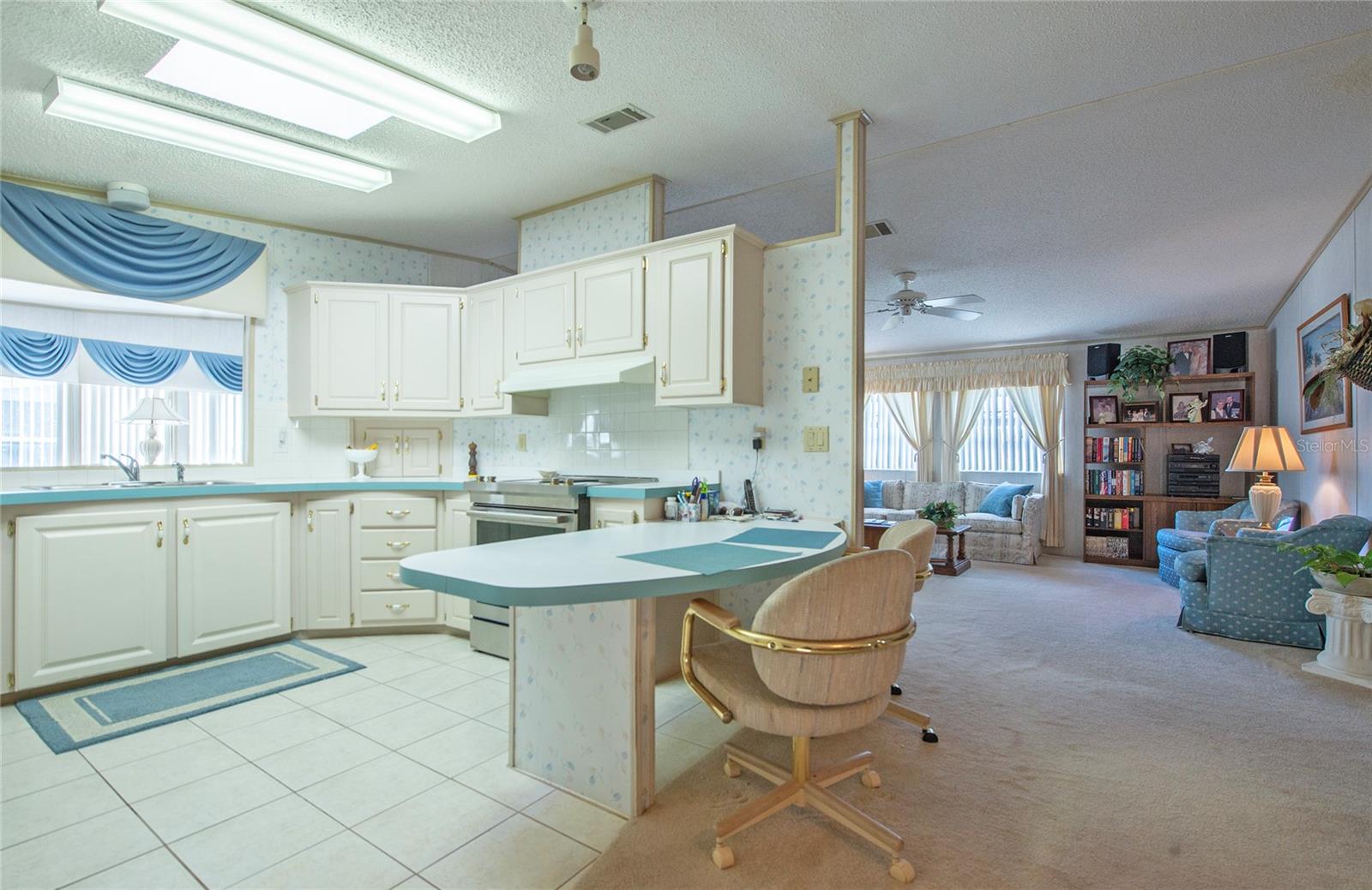 Image 14 of 52 For 428 Pelican Drive S