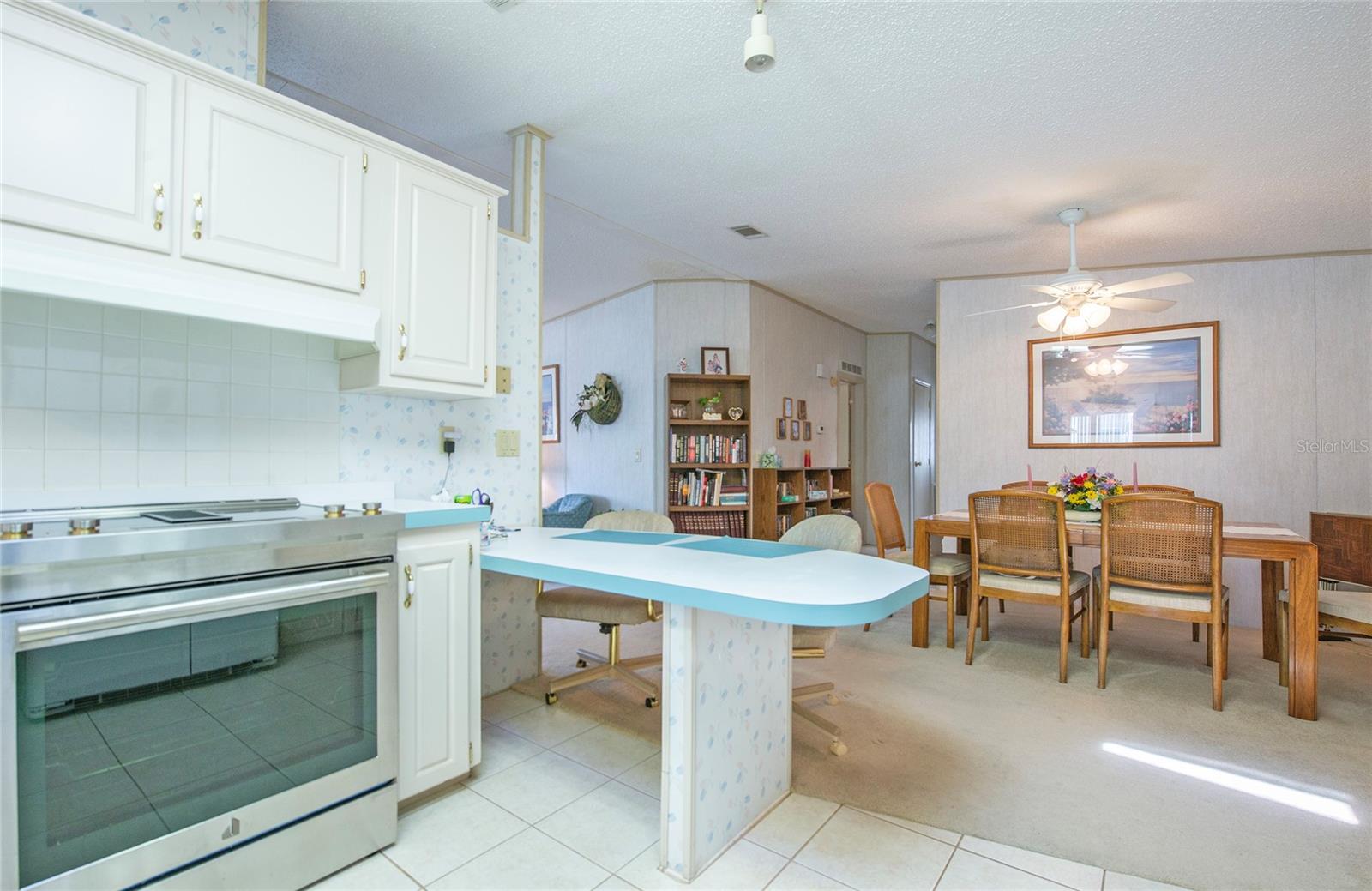 Image 19 of 52 For 428 Pelican Drive S