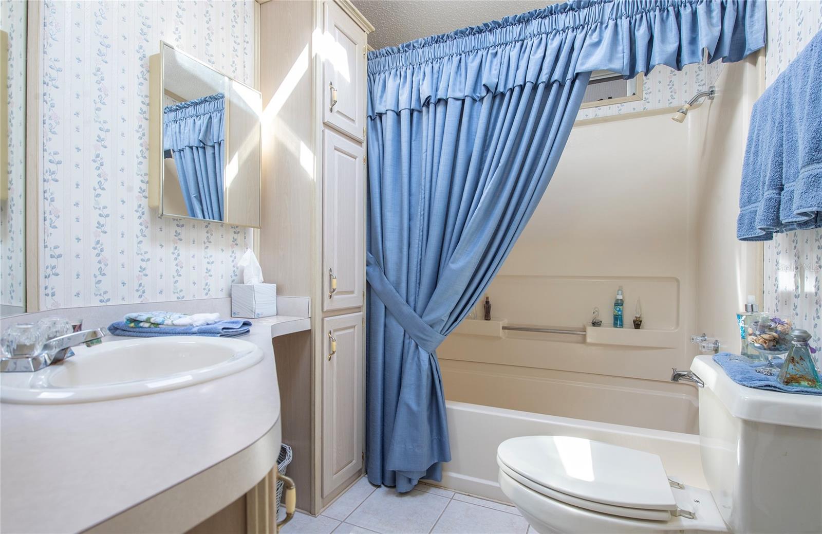 Image 29 of 52 For 428 Pelican Drive S