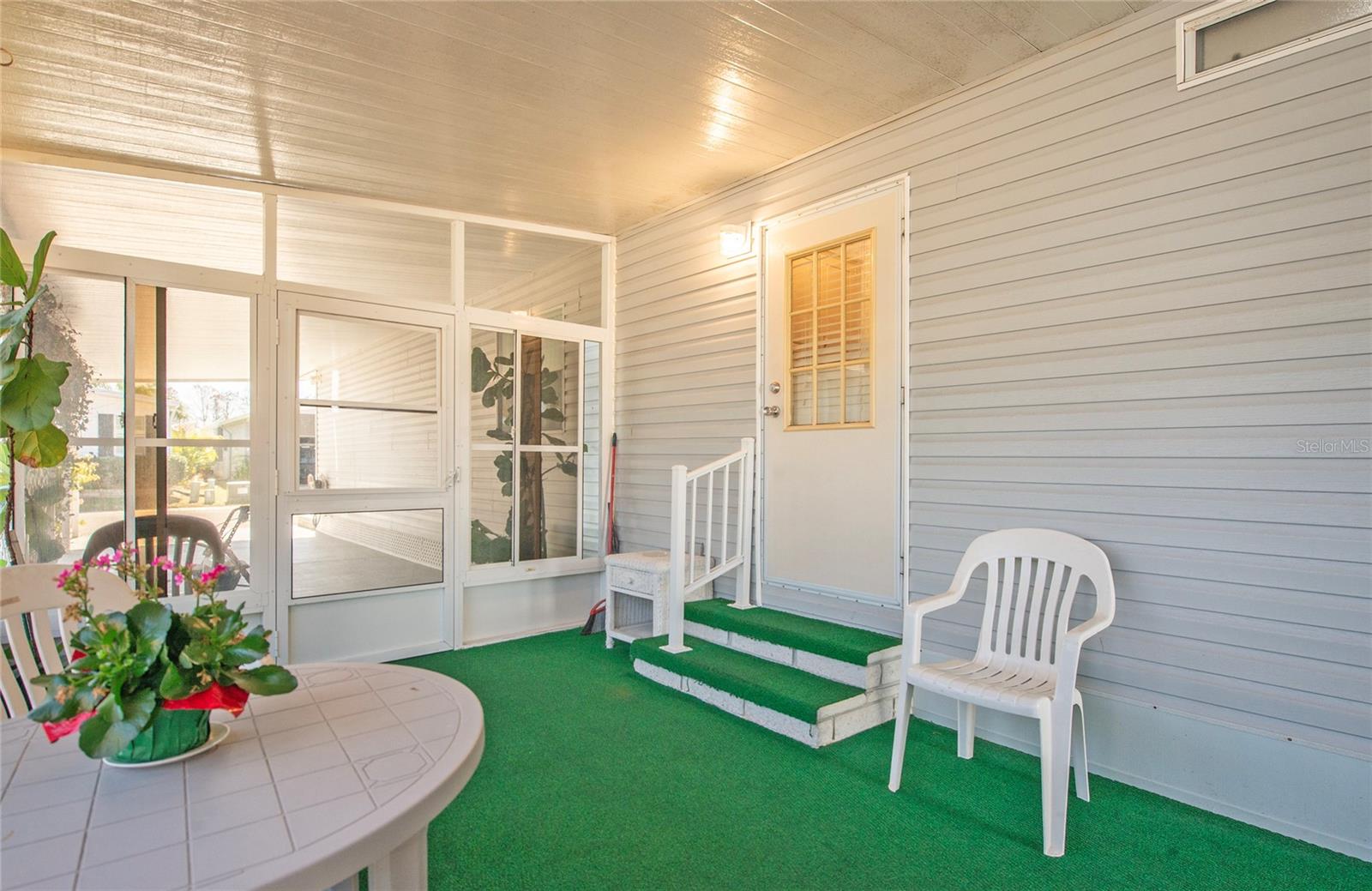 Image 32 of 52 For 428 Pelican Drive S