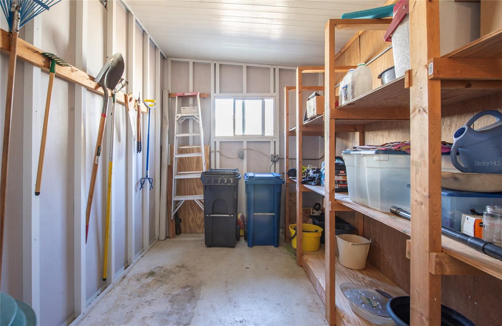 Image 39 of 52 For 428 Pelican Drive S