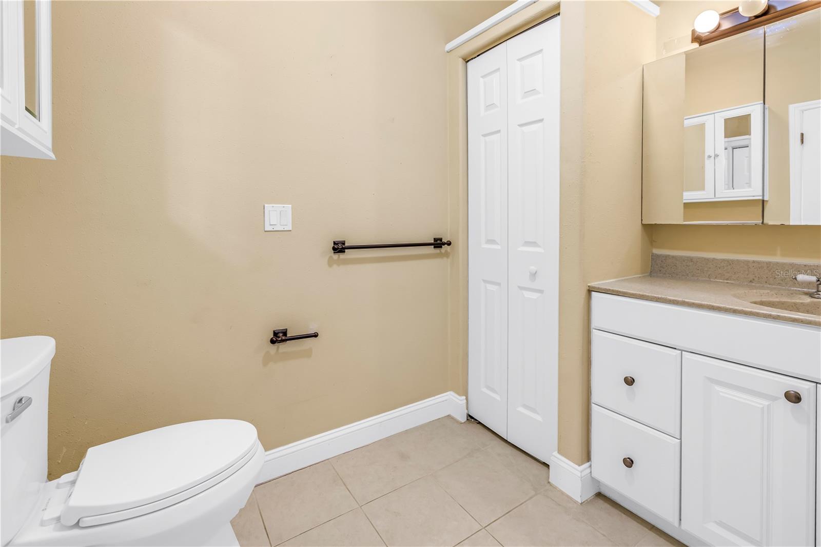 Image 22 of 96 For 546 26th Avenue N