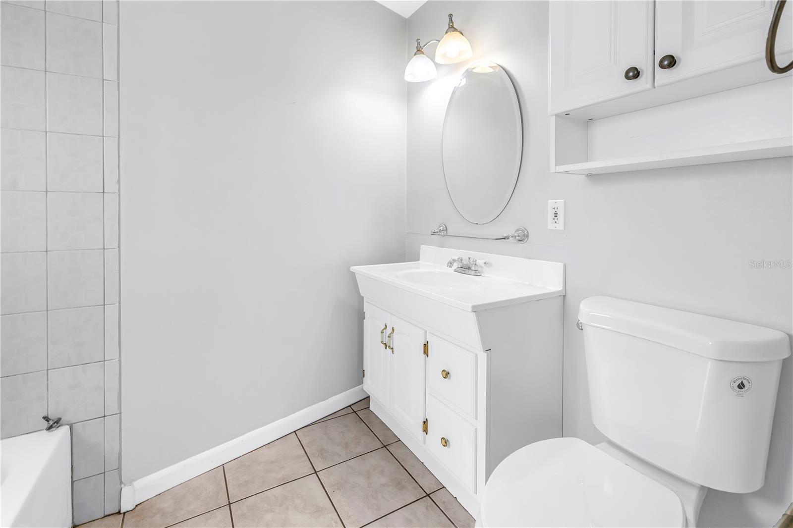 Image 43 of 96 For 546 26th Avenue N