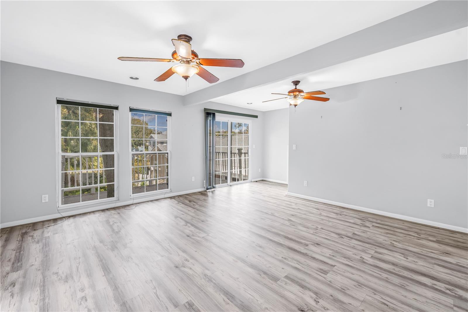 Image 55 of 96 For 546 26th Avenue N