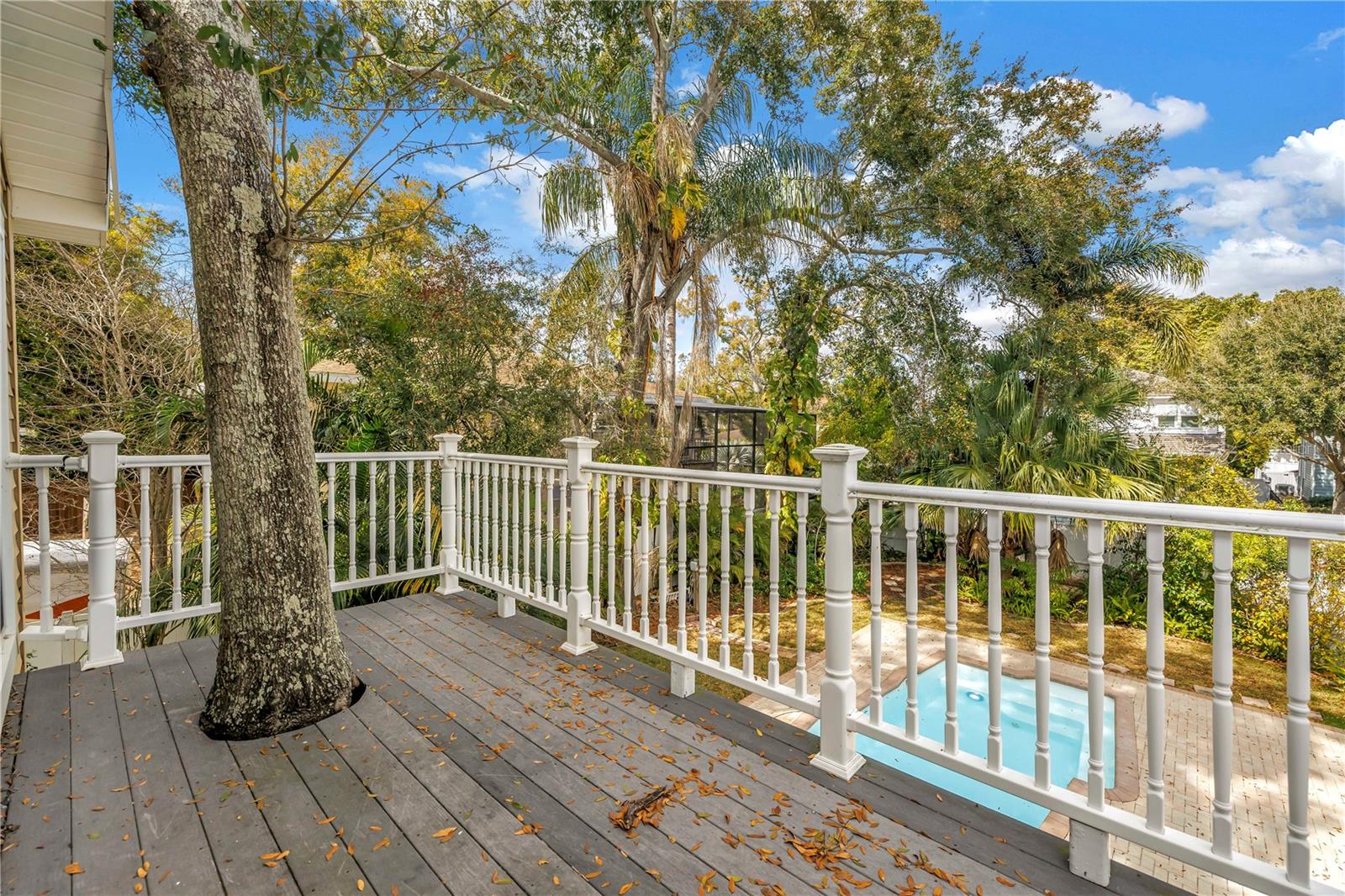 Image 58 of 96 For 546 26th Avenue N