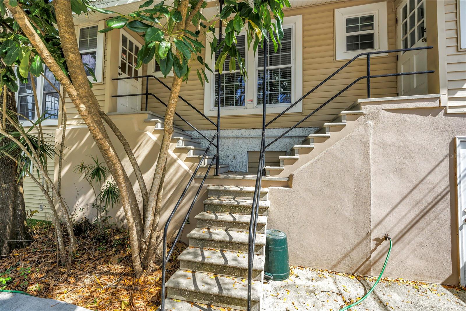 Image 63 of 96 For 546 26th Avenue N