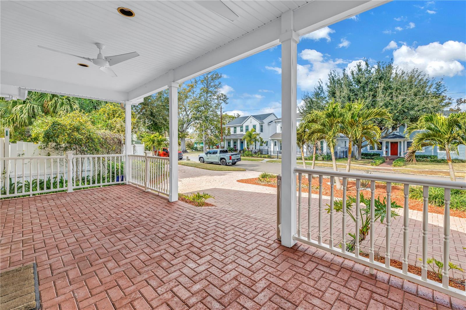 Image 66 of 96 For 546 26th Avenue N