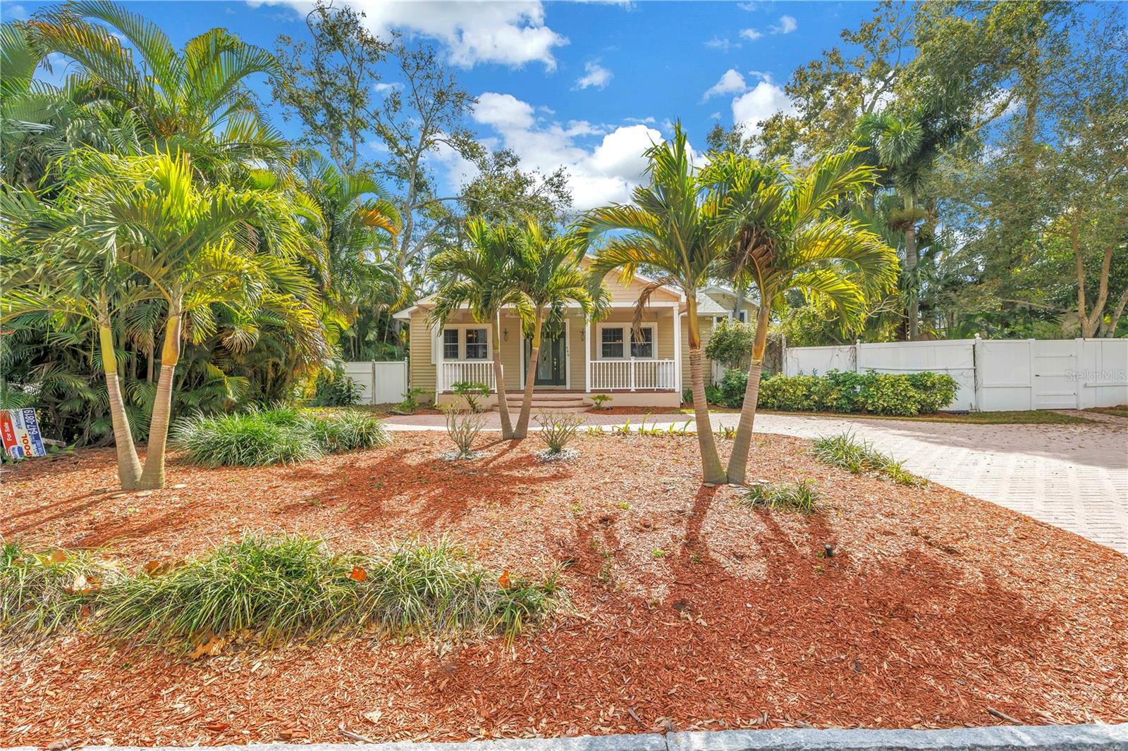 Image 68 of 96 For 546 26th Avenue N