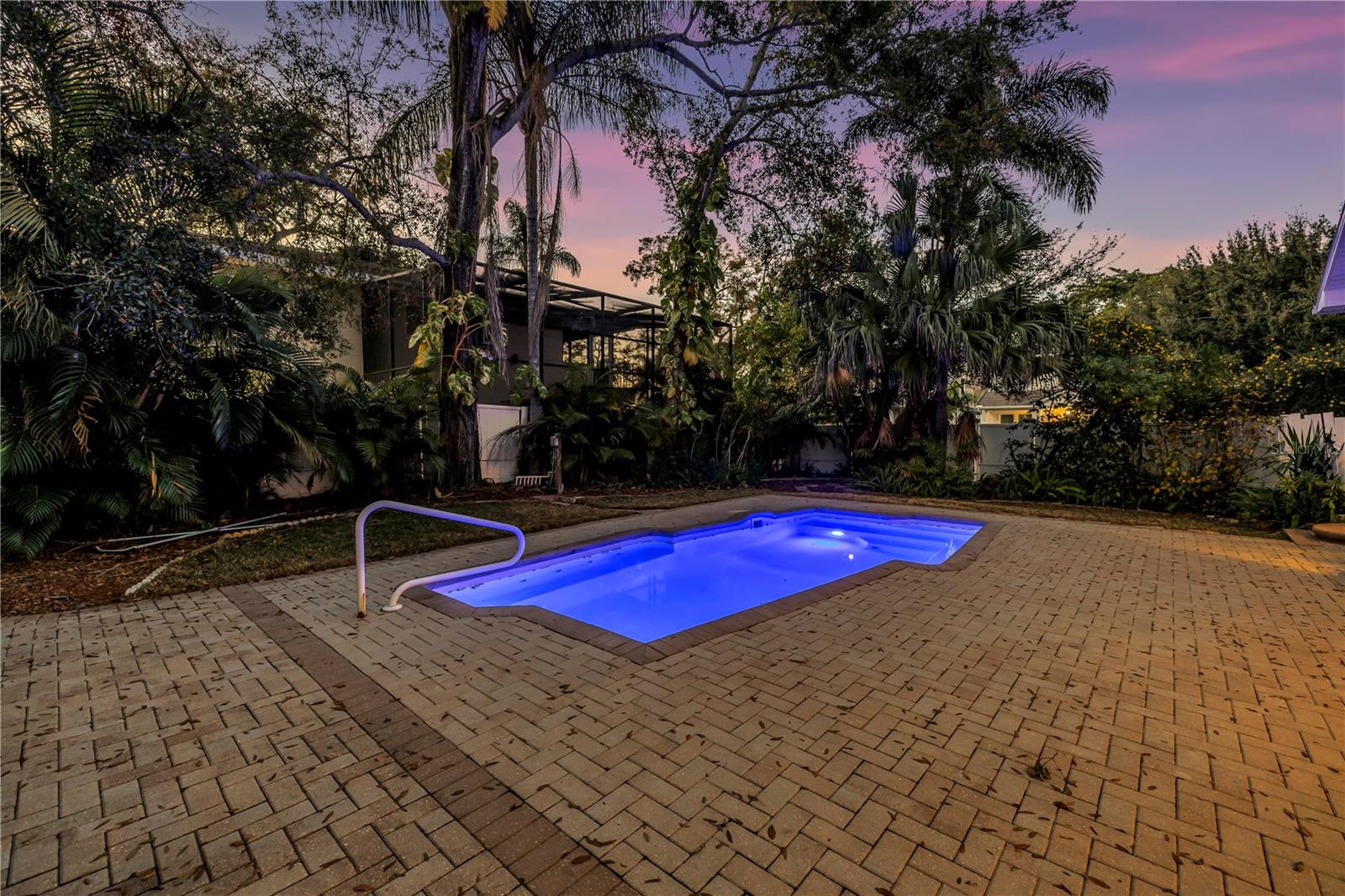 Image 86 of 96 For 546 26th Avenue N