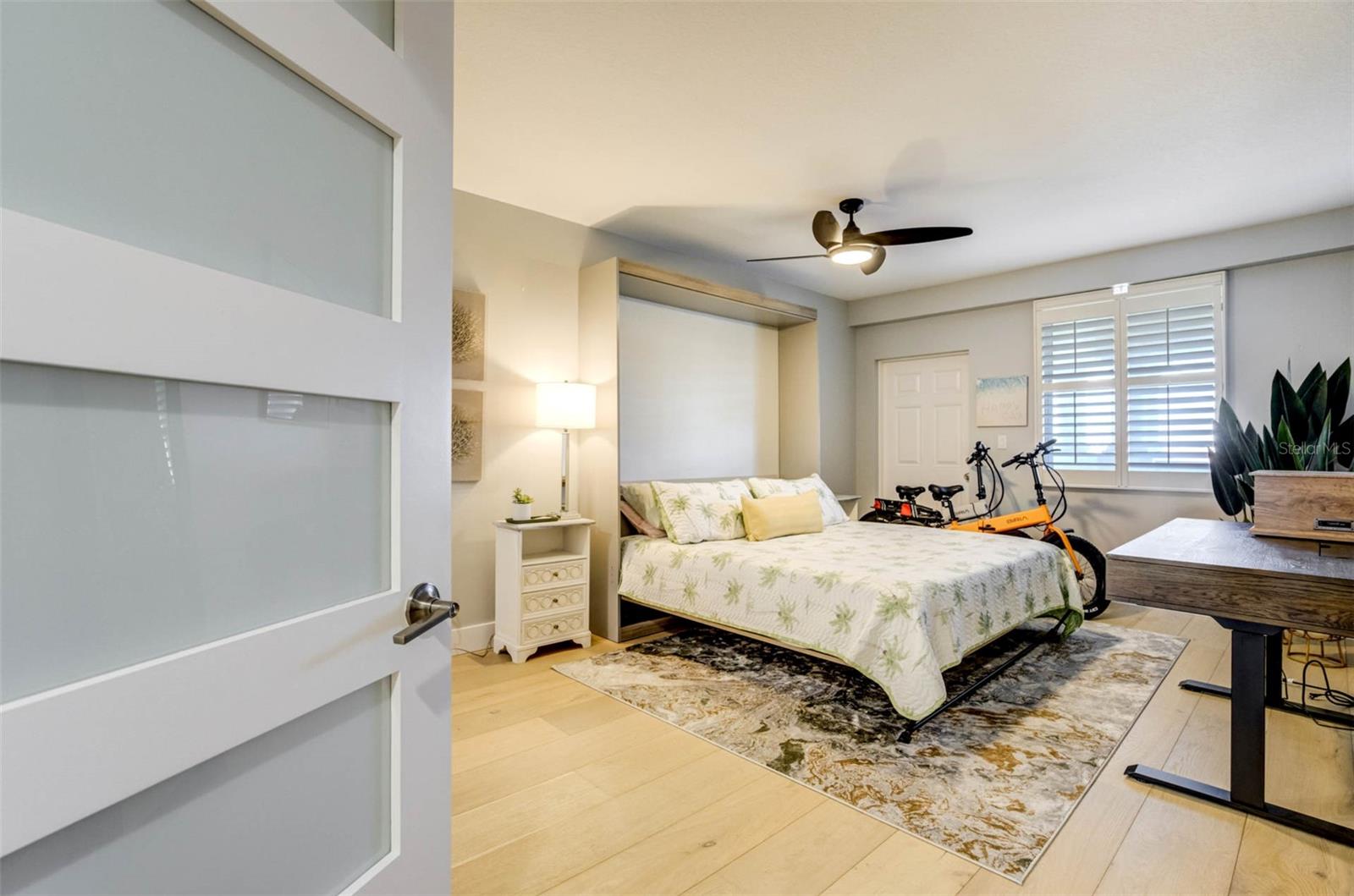 Image 16 of 30 For 1370 Gulf Boulevard 403