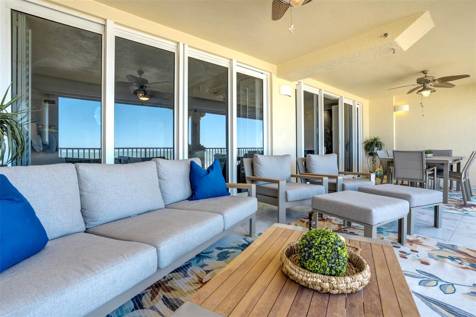 Image 21 of 30 For 1370 Gulf Boulevard 403