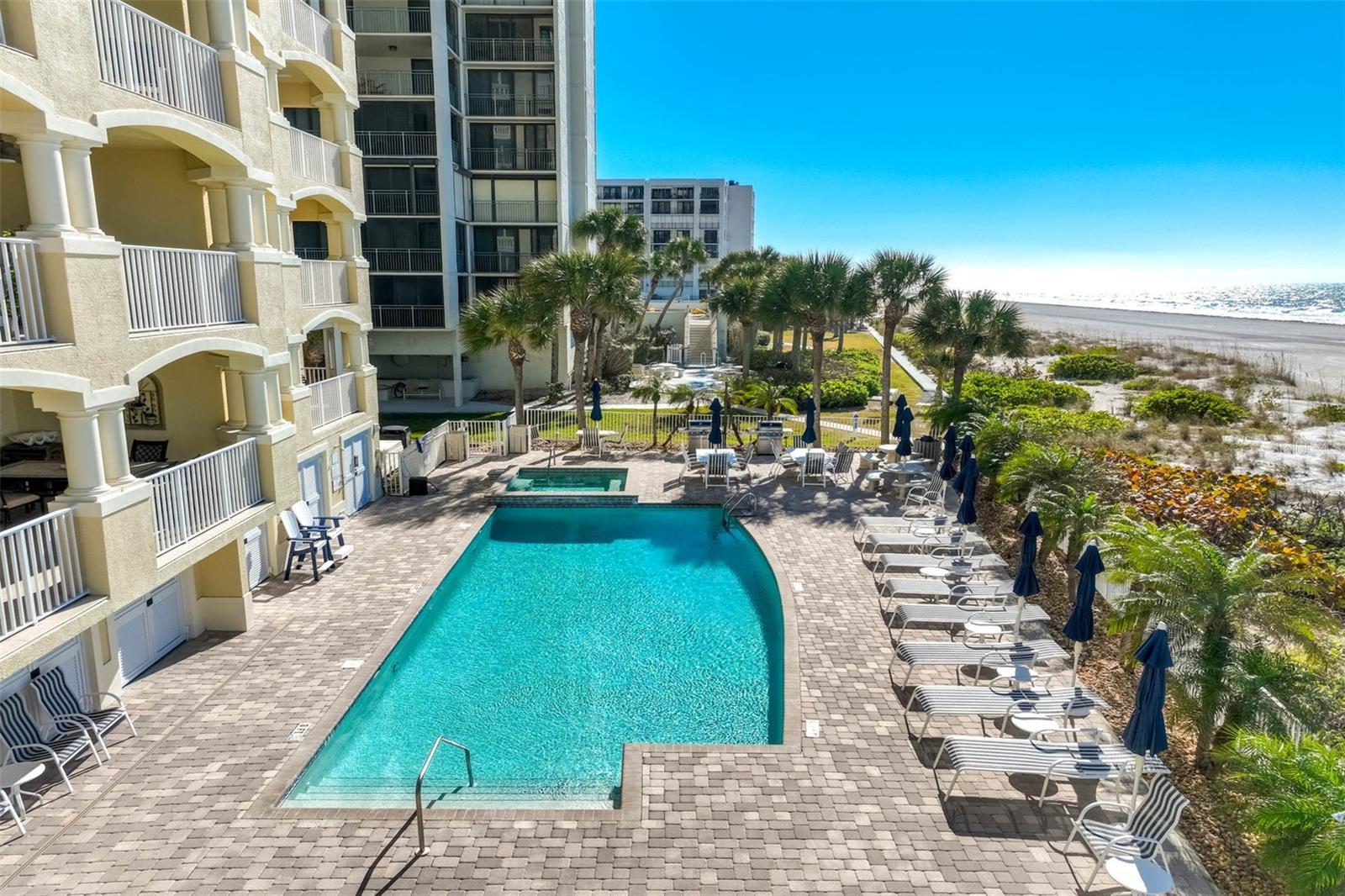 Image 23 of 30 For 1370 Gulf Boulevard 403